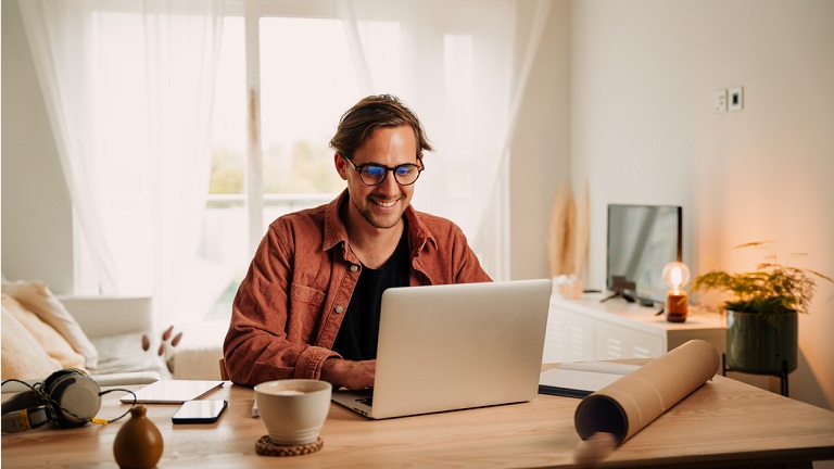 Self-employed twice as likely to be full time homeworkers as employees