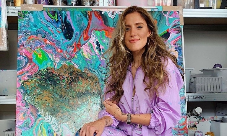 Sophie Tea: The artist disrupting the art industry by making millions on Instagram