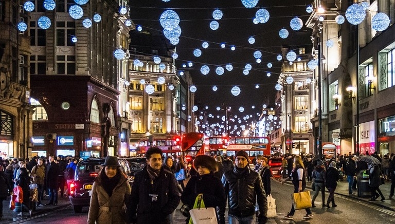 Supply chain issues to encourage early Christmas shopping 