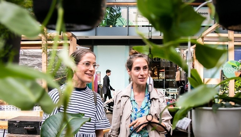The twin sisters who turned a love for plants into a thriving botanical business community 